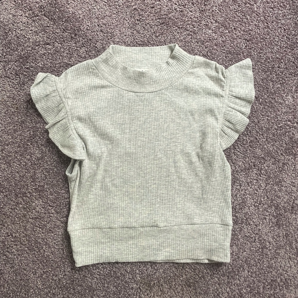 Storia Ruffle Sleeve Ribbed Top in Grey